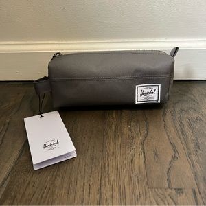 Herschel Settlement Case in Gargoyle Grey